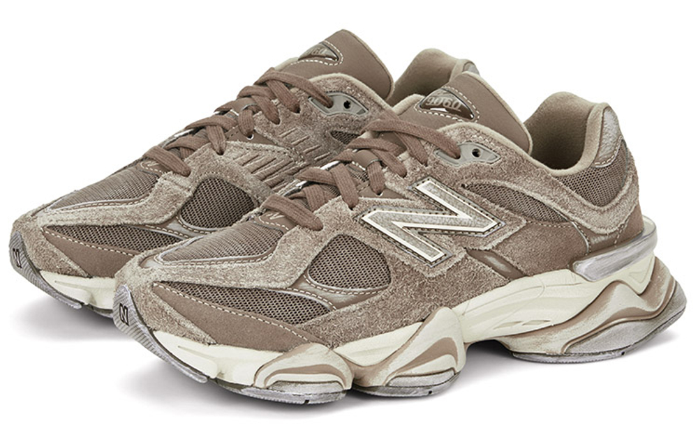 New Balance 9060 Mushroom