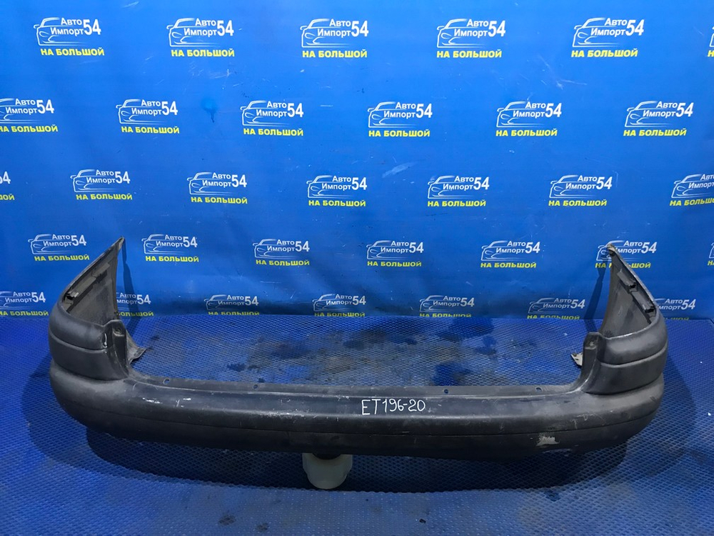 Бампер задний TOYOTA CALDINA 1996