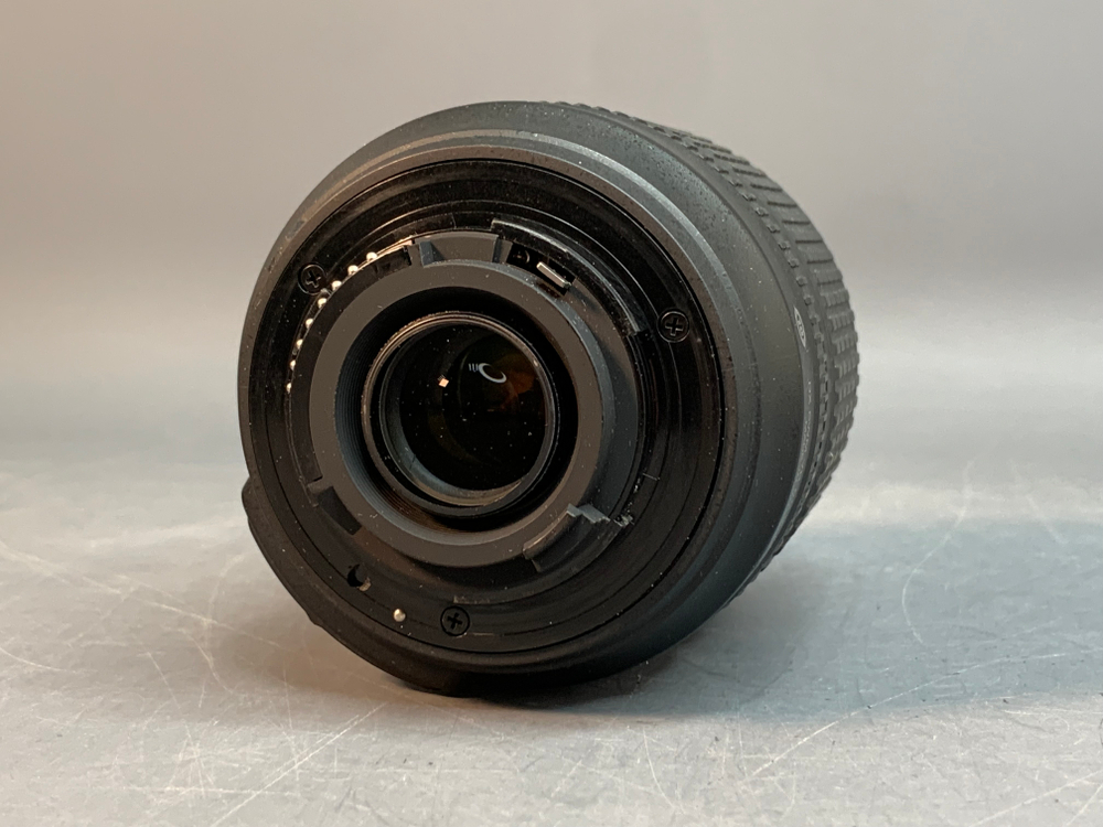 Nikon 18-105mm 3.5-5.6G AF-S ED DX VR Nikkor