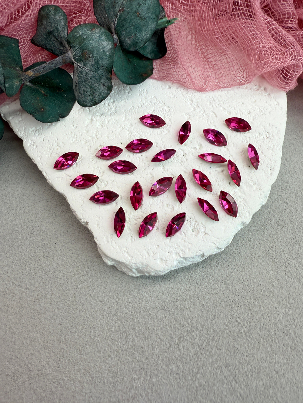 Наветт Navette 10*5 мм, Fuchsia