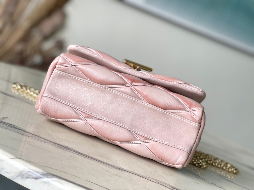 Louis Vuitton GO-14 MM