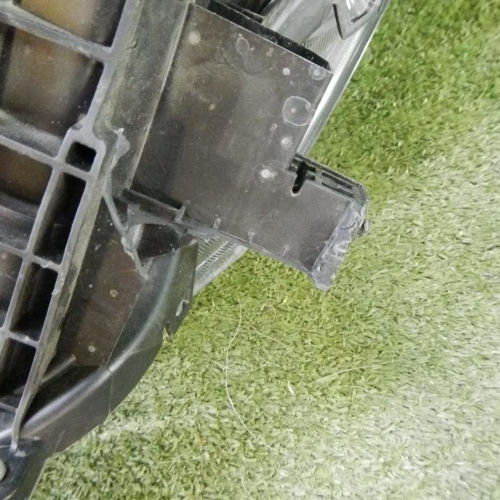 Фара правая Toyota RAV4 4 CA40 (2015-2019) LED