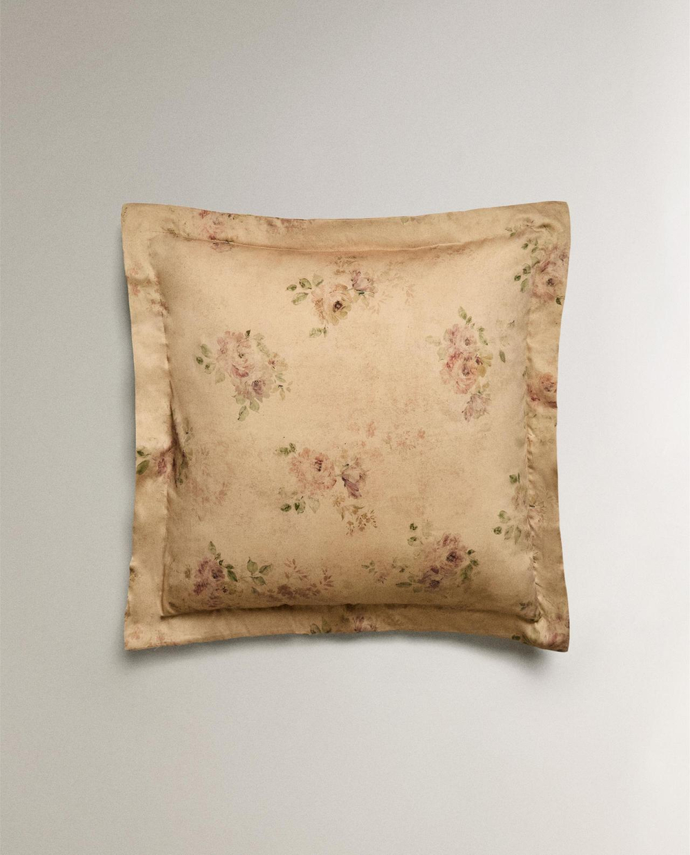 Zara Home - Атласная наволочка с цветочным рисунком 50x75 см
