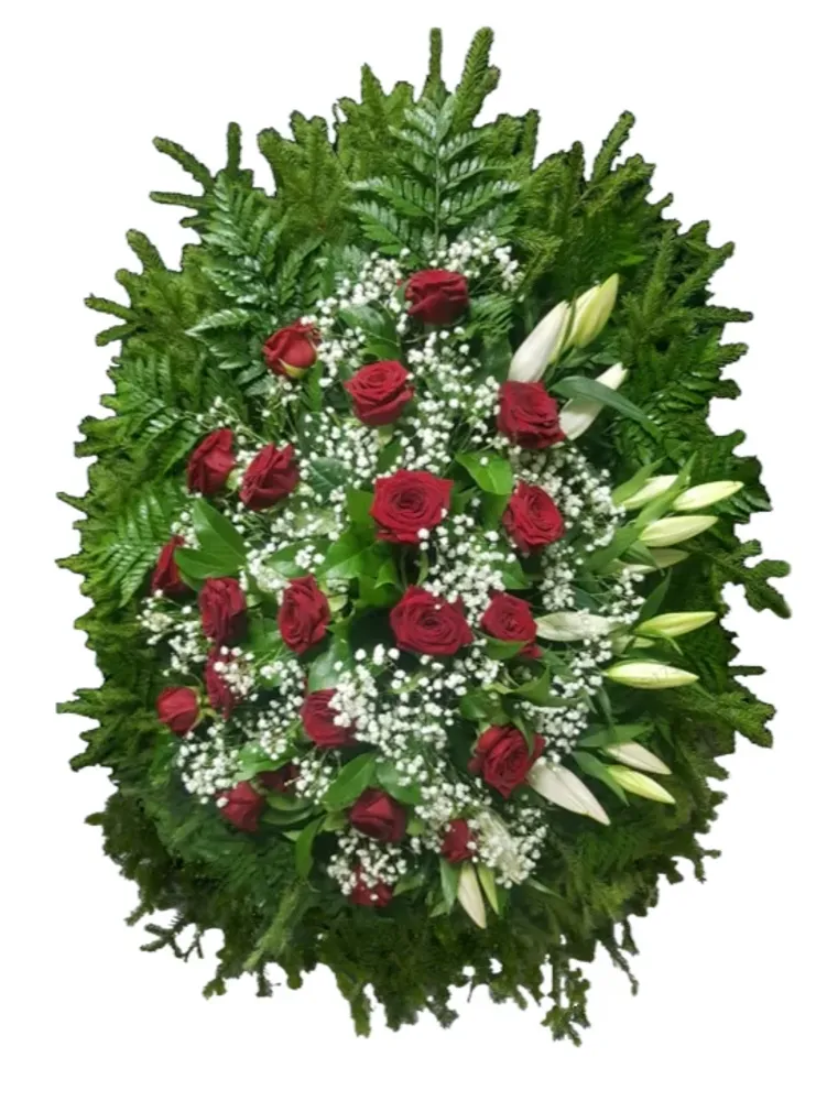 Венок из живых красных роз, белых лилий и натуральной хвои высотой 160 см
