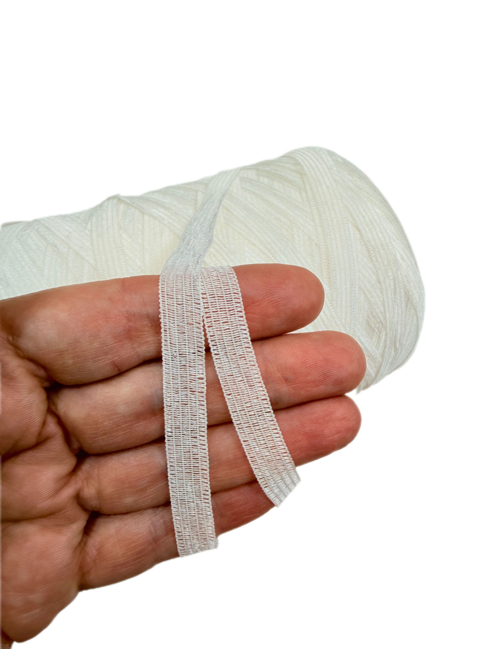 Пряжа на бобине 380г -100% натуральный шелк ленточный (Италия) - белый 100г-280м