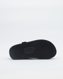 Сандалии Shu Vibram черные