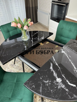 Круглый стеклянный раздвижной стол "Черный оникс" и стулья "ГУЧИ" изумруд