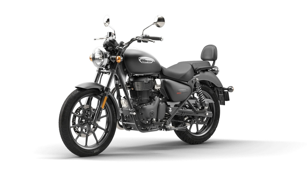 Royal Enfield Meteor 350 Stellar Black