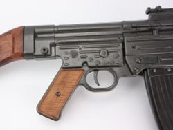 Denix Немецкая штурмовая винтовка STG-44