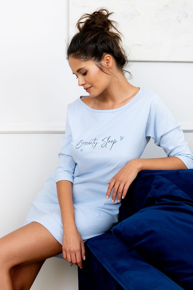 Нежная сорочка с надписью Beauty Sleep