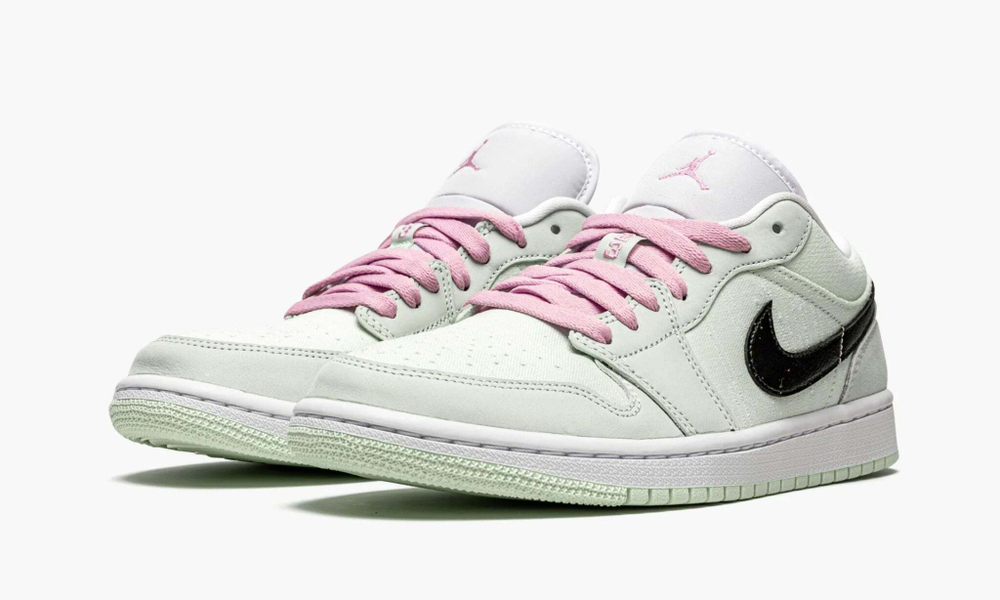 Air Jordan 1 Low SE WMNS "Barely Green"