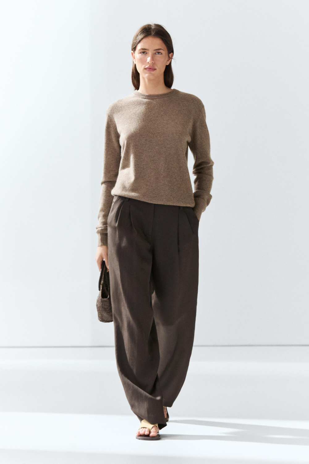 Massimo Dutti Свитер из 100% кашемира с длинными рукавами, кротово-коричневый