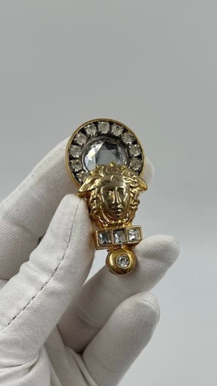 Брошь Versace