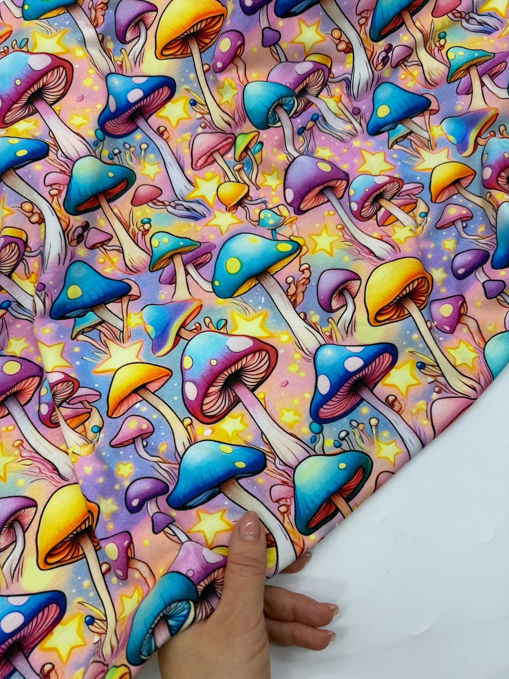 Мухоморы неон (велюр эффект)