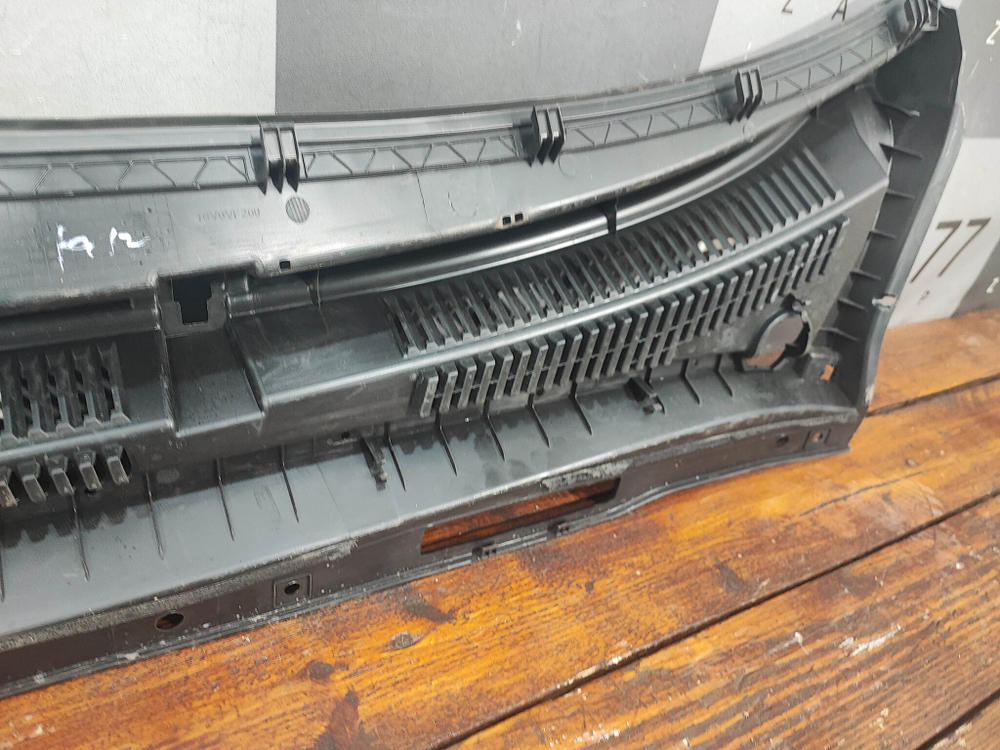 Решетка стеклоочистителя Chery Tiggo 8 Pro 21-нв Б/У Оригинал 609000452AA