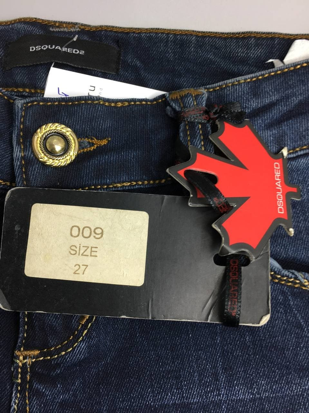 Джинсы зауженные с потертостями 42 размер, новые