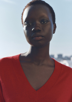 Пуловер из трикотажа