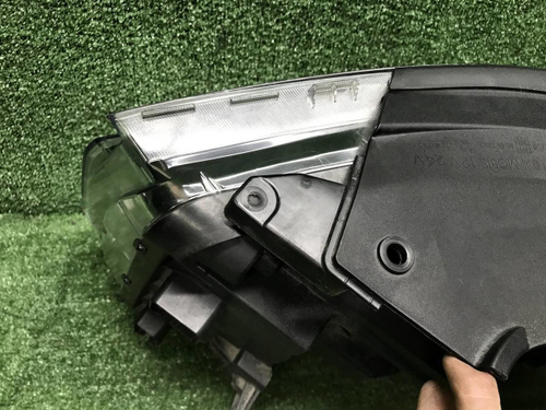 Битая Фара правая Hyundai Santa Fe 4 TM 20-23 LED