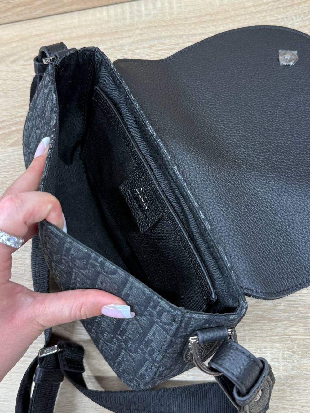 Сумка-мессенжер Dior