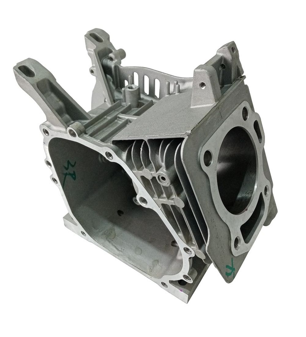 Картер двигателя LC175F-2/110810272-0001
