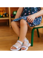 Детские сандалии для девочки.