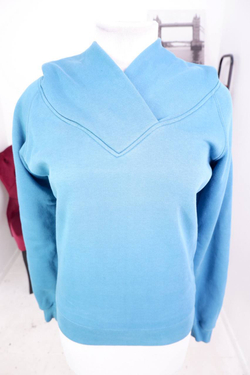 Толстовка для активных выходных, маркировка М, визуально на 46 размер