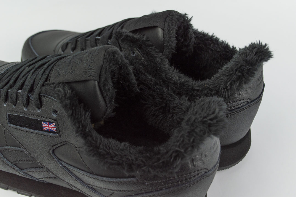 Кроссовки Reebok Classic Leather Fur Triple Black 2