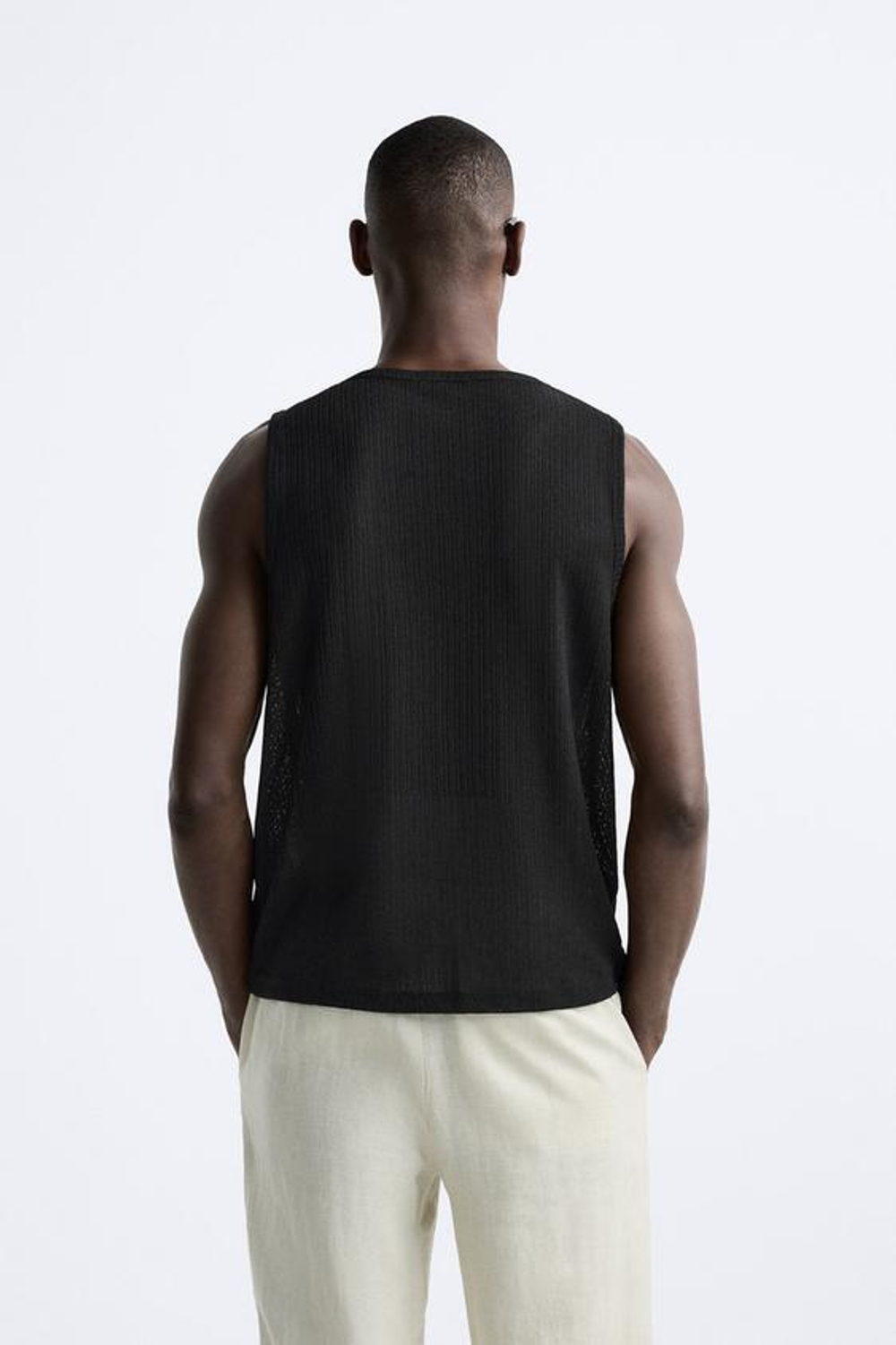 ZARA ФУТБОЛКА ИЗ РЕЛЬЕФНОЙ ТКАНИ БЕЗ РУКАВОВ, ЧЕРНЫЙ