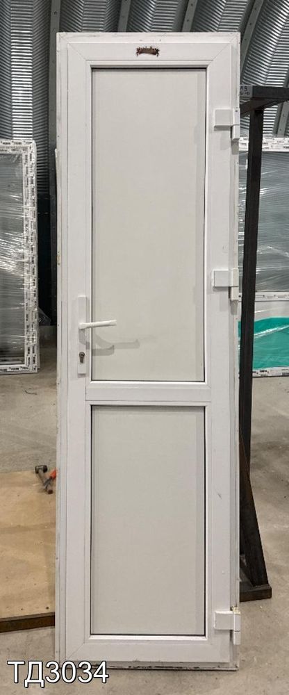 Дверь пластиковая входная Б/У 2000(в) x 580(ш)