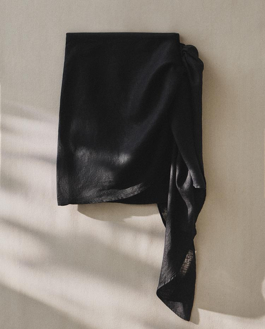 ZARA HOME КОРОТКОЕ ЛЬНЯНОЕ ПАРЕО, ЧЕРНЫЙ