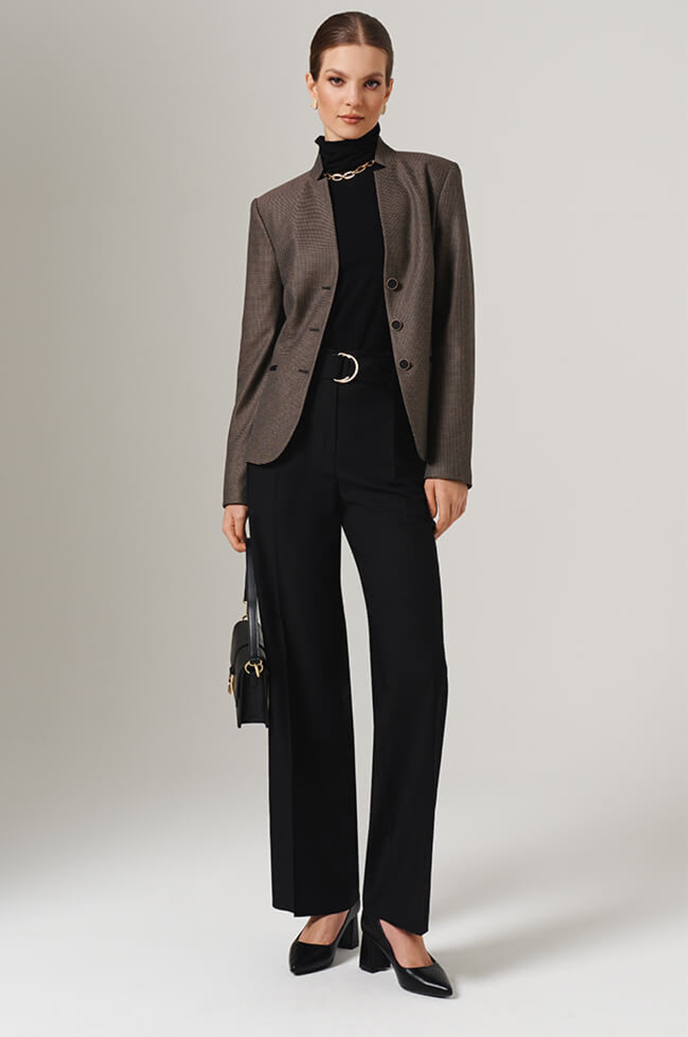 1890 Жакет женский (черно-бежевый)