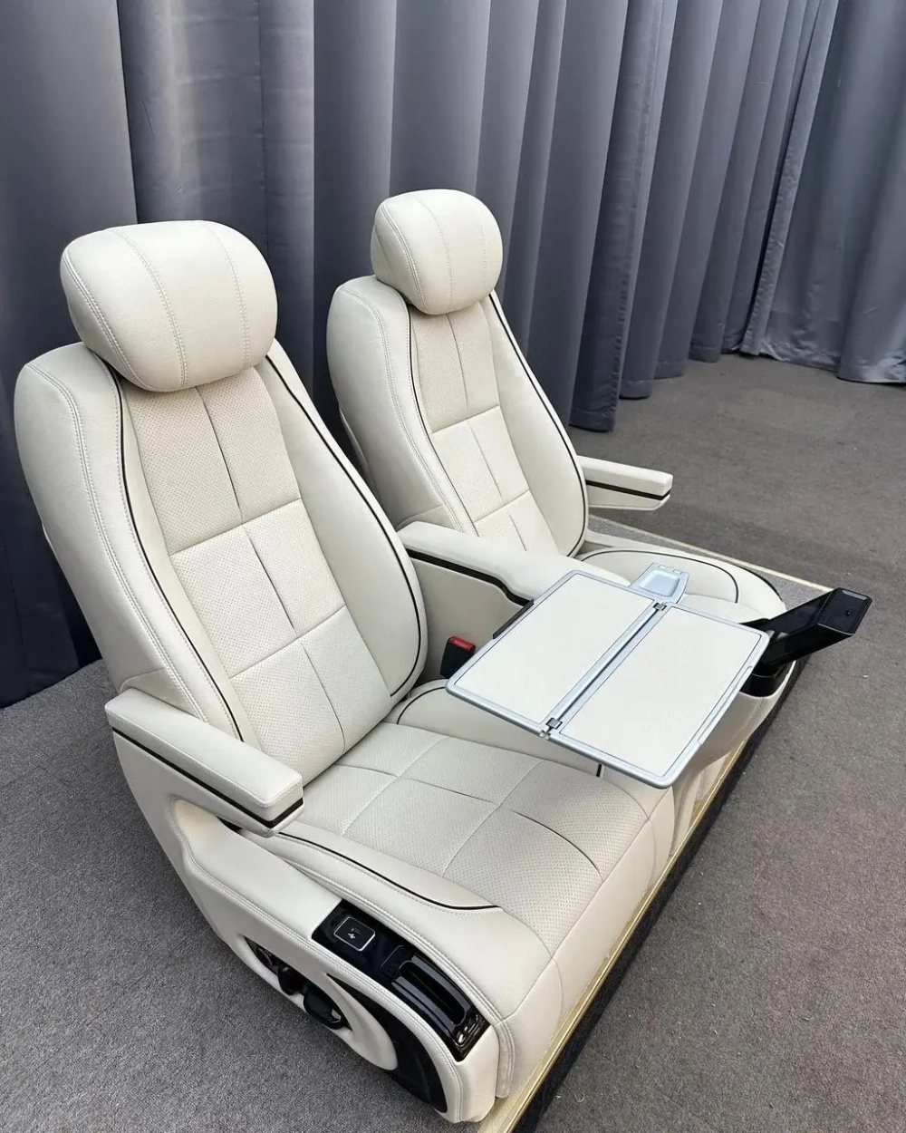 Сиденья капитанские кресла для Mercedes-Benz GLS / GL мерседес ГЛС Капитанские сидение VIP декор