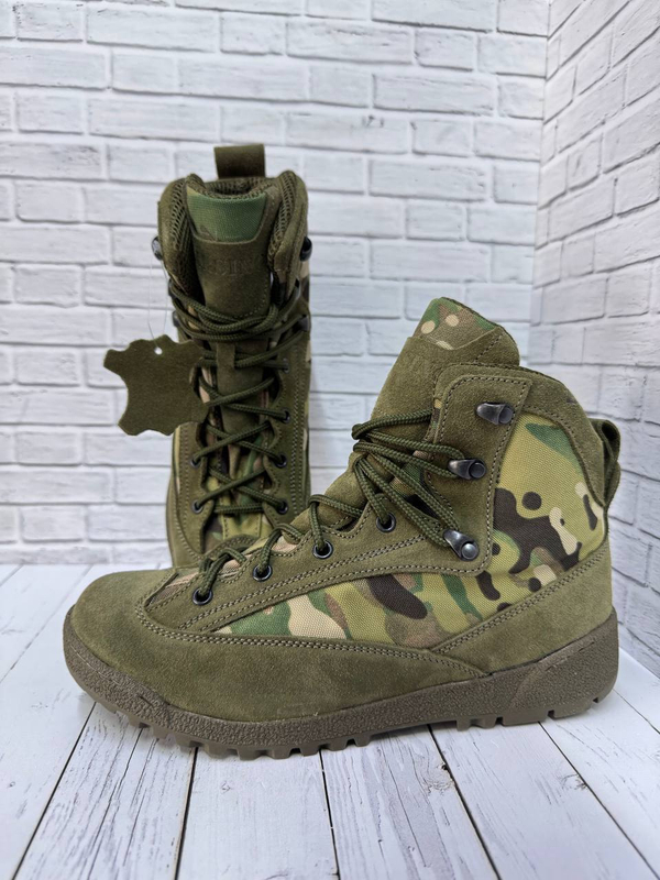 Ботинки Frog / весна-лето / мультикам