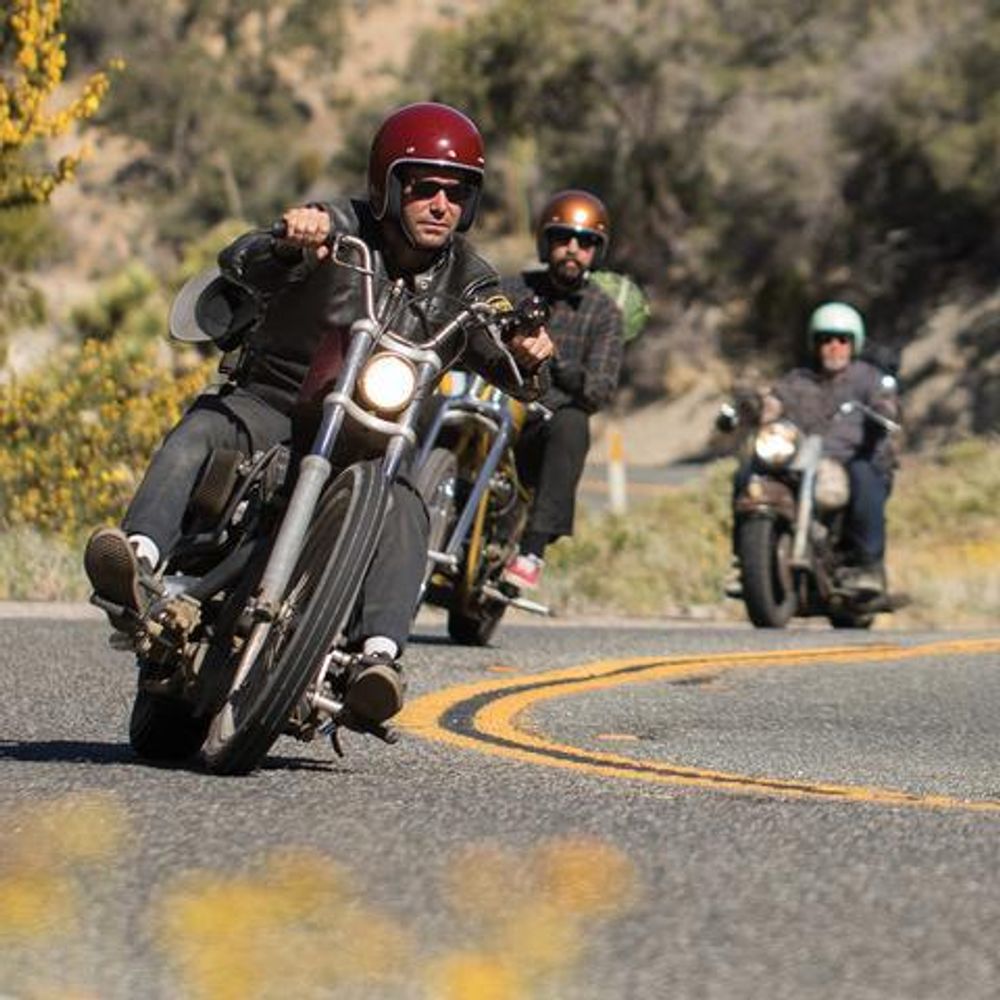 Bonanza Gloss / Бордовый