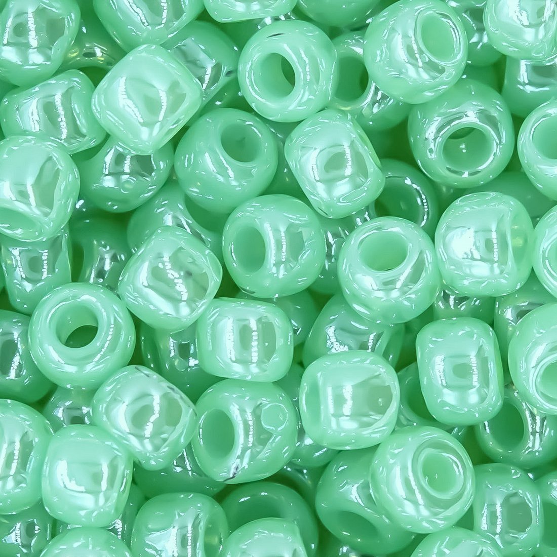 Японский бисер TOHO Round 6/0 (№144), жемчужный глянцевый