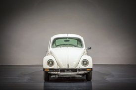 Электрокар не в тренде! - Владелец Volkswagen «Жука» начал свой проект с покупки старой машины на свалке за небольшую сумму.