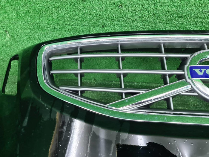 Бампер передний Volvo S60 2 (2010-2013)