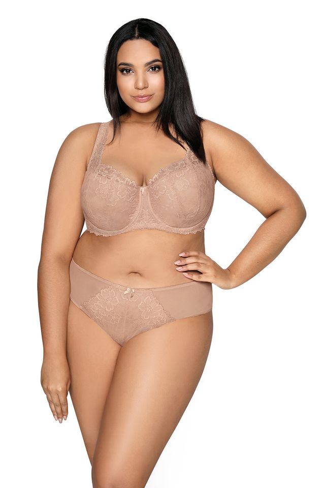 Бежевые трусы-слипы Carmela с кружевными вставками