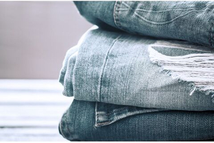 Советы стилиста: как выбрать идеальные джинсы