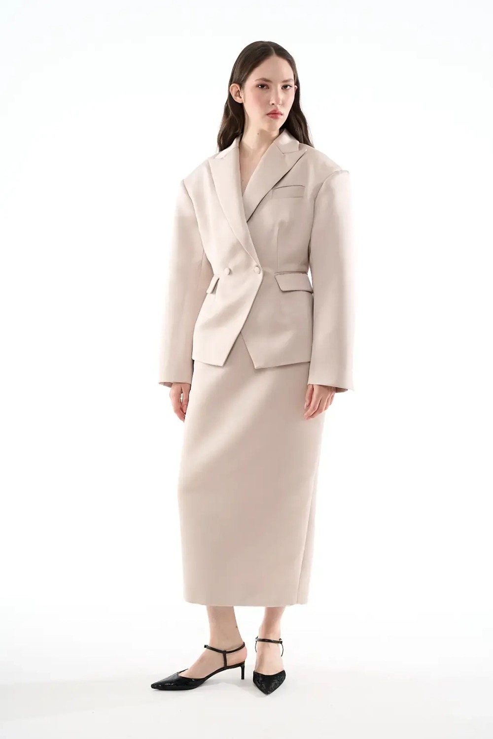 Юбка-карандаш атласная жемчужная