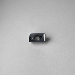 APMT1135PDER-M2 FE2330  Пластина фрезерная