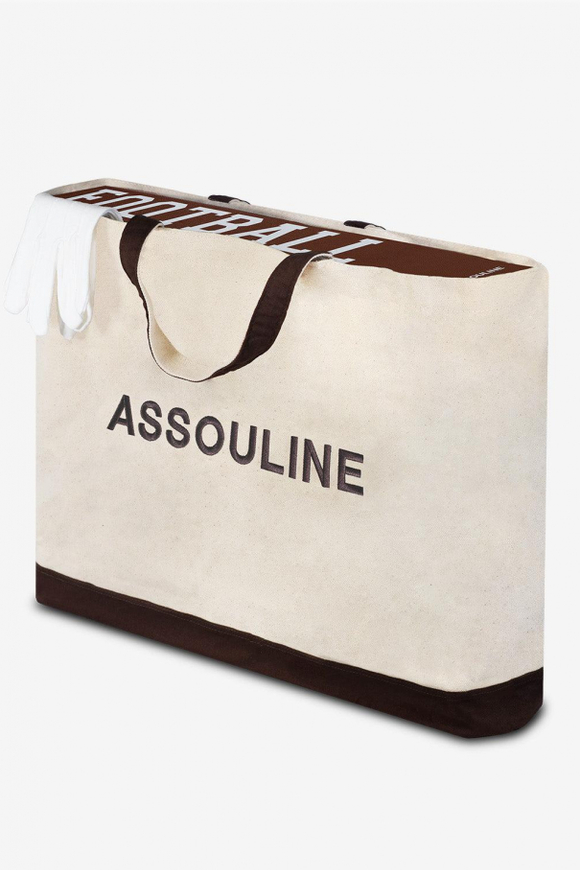 Книга Football: The Impossible Collection