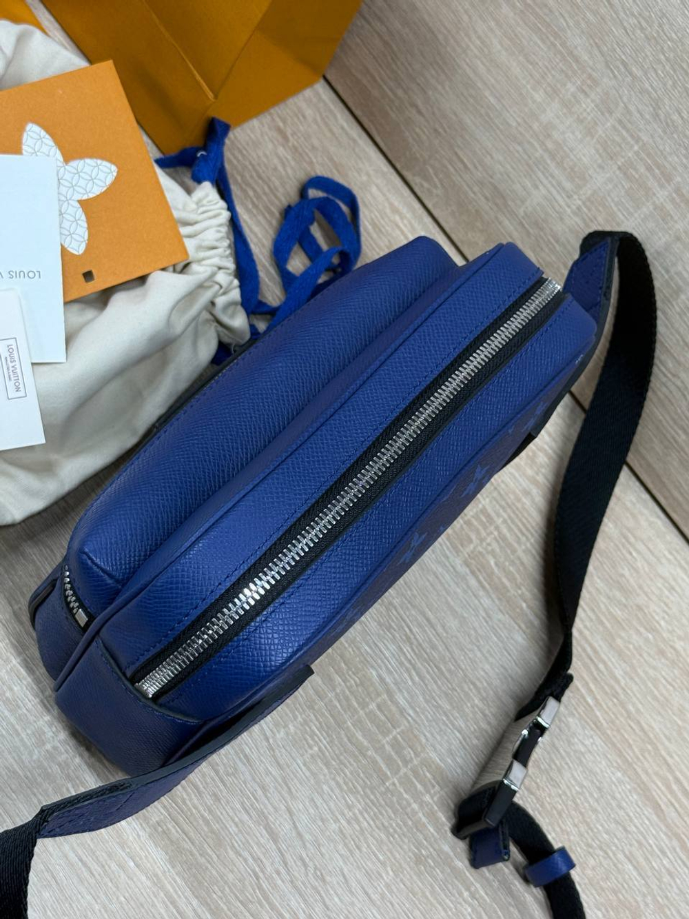 Поясная сумка Louis Vuitton