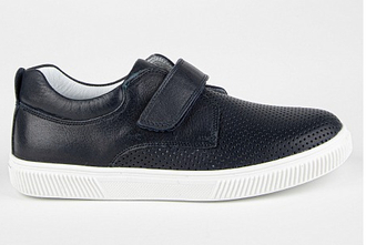 Школьная обувь