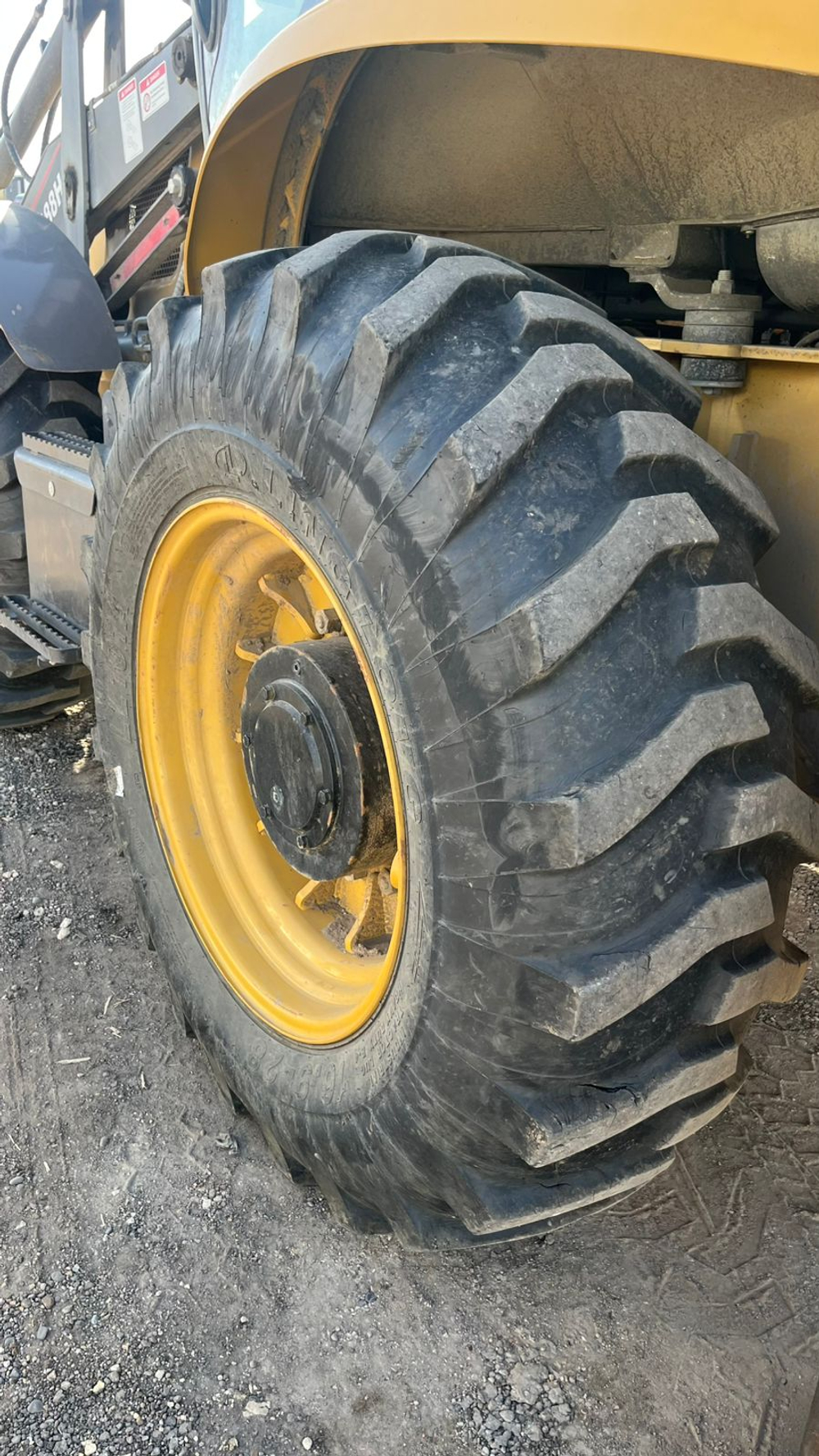 SHANMON 388 Экскаватор-погрузчик 388H (Дизельный, 4,8 л, 102 л.с., АТ)