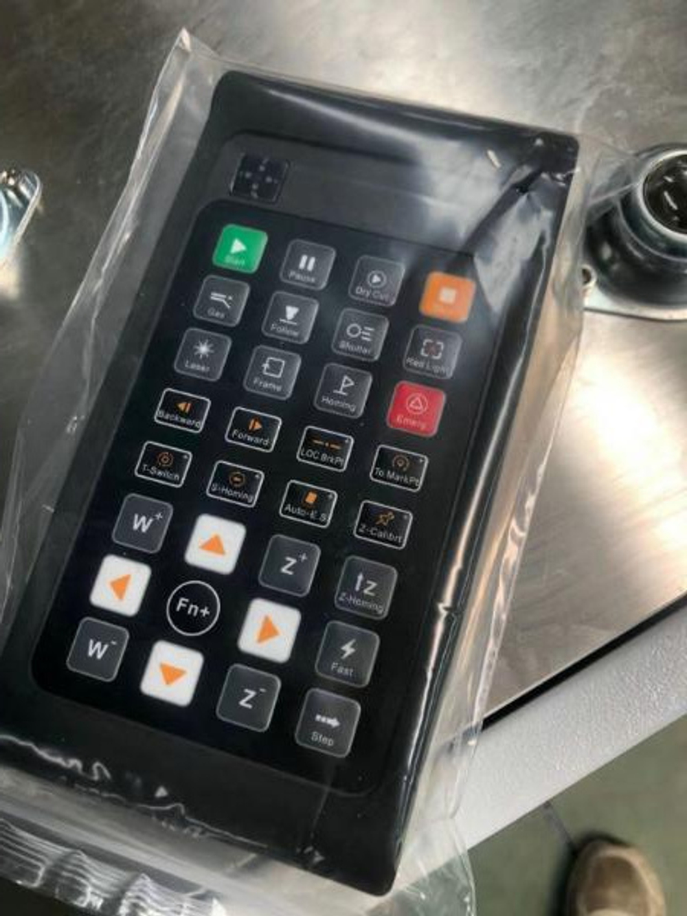 MetalTec 1530B (1000W) оптоволоконный лазерный станок для резки металла