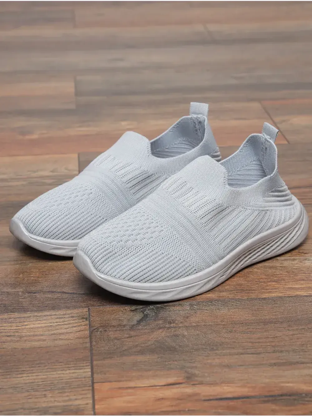 Кроссовки летние текстильные