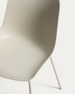 Бежевый стул Altea из пластика и стали с бежевой отделкой