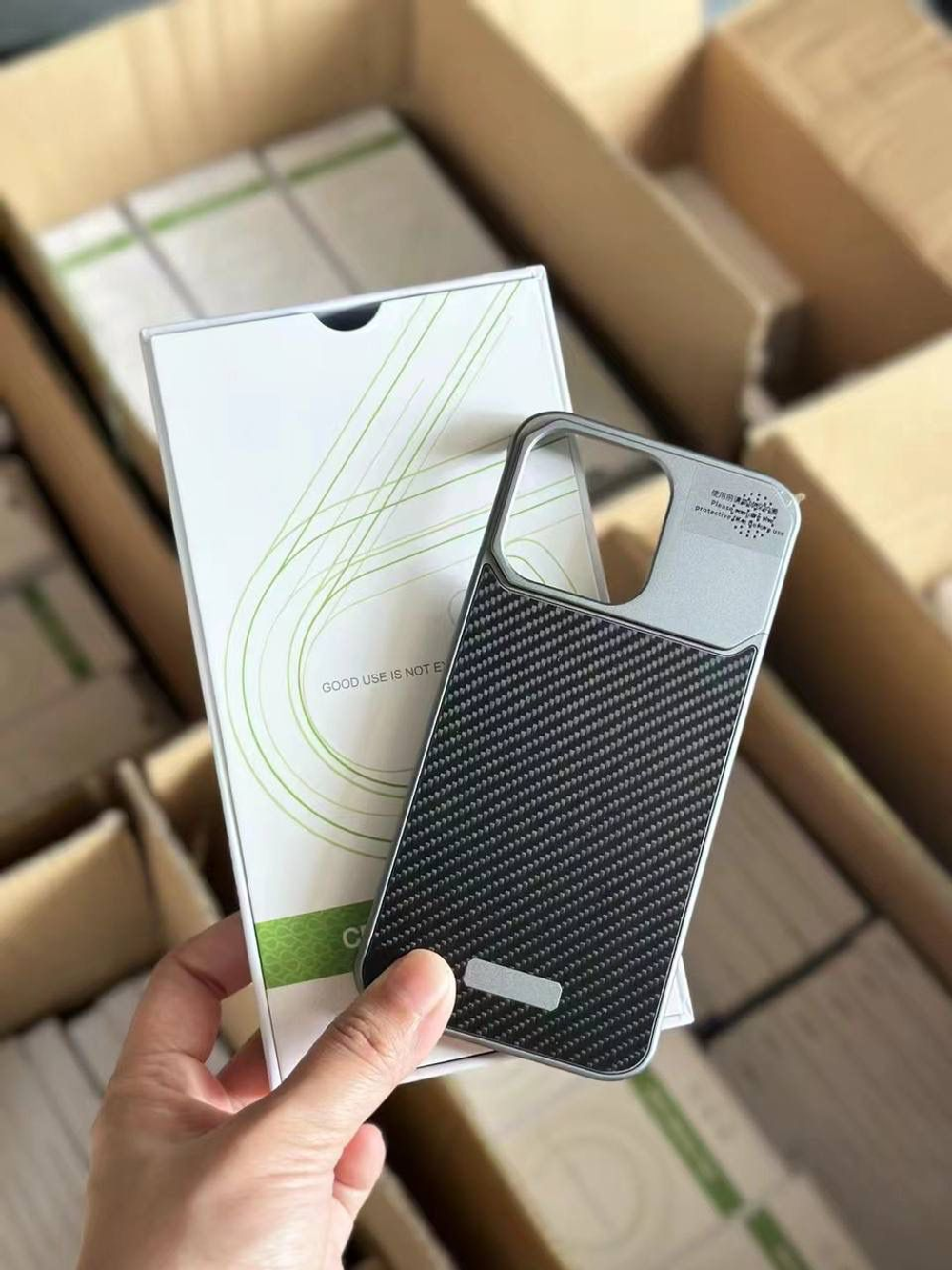 Арома-чехол для iPhone 15 Pro Max, алюминиевый и карбоновый
