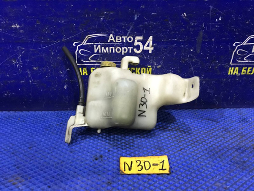 Бачок расширительный NISSAN R’NESSA 1999
